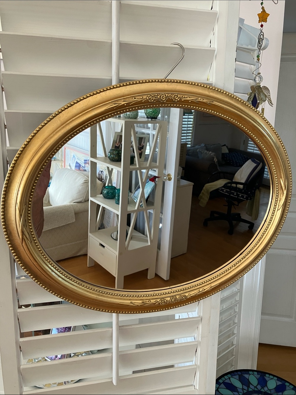 Gold Oval Decorative Wall Mirror - Classic Home Wall Decor